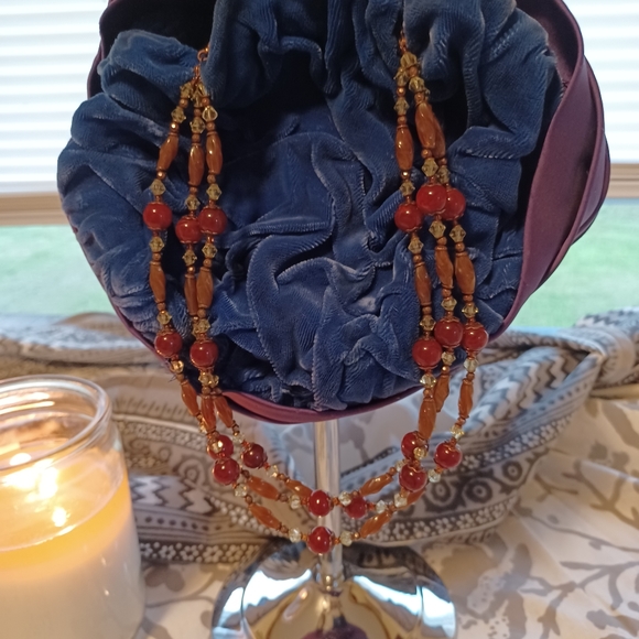 Vintage Beaded Necklace - Picture 1 of 4